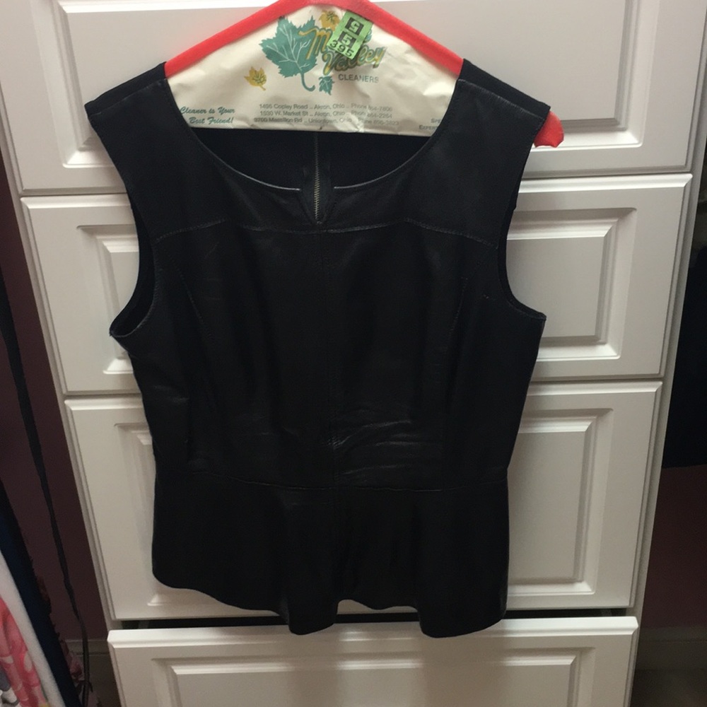 Halogen medium leather top
